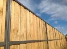 Kwikfynd Lap and Cap Timber Fencing
catumnal